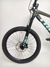 Trek Remedy 8 2023 LARGE — seatpost dropper lever and top tube area