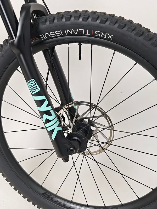 Trek Remedy 8 2023 LARGE — rear suspension shock and linkage close-up