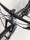 Giant Trance 29 2 2022 / MEDIUM / RRP: £3,299.00 / Excellent Condition! — front suspension and brake hose routing detail