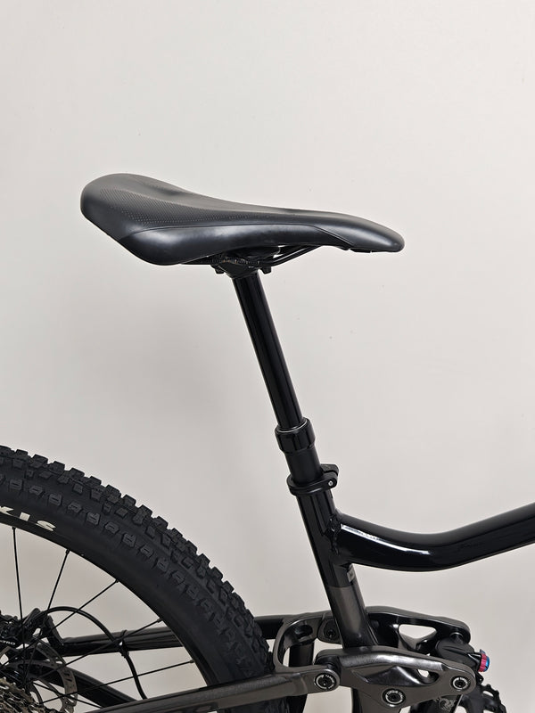 Giant Trance 29 2 2022 / MEDIUM / RRP: £3,299.00 / Excellent Condition! — rear derailleur and cassette alignment on the 1x12 setup