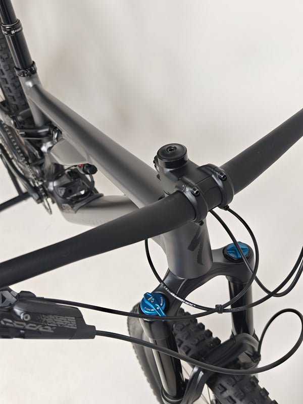 Close-up of the FOX FLOAT rear shock on Specialized Stumpjumper EVO Comp Alloy 29 Medium S3.