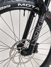 Side angle of the 2023 Lapierre Zesty AM CF 8.9 Large, highlighting its excellent build quality and condition, offered at £2,850.