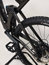 The stunning build of the 2023 Lapierre Zesty AM CF 8.9 Large shown in sale for £2,850.