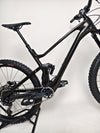 The innovative technology of the 2023 Lapierre Zesty AM CF 8.9 Large bike for sale at £2,850.
