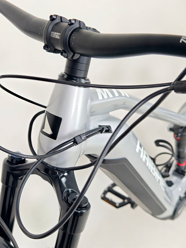 Haibike AllMtn 3 2023 / LARGE / FS e-Bike / Excellent Condition / Only 121 Miles!