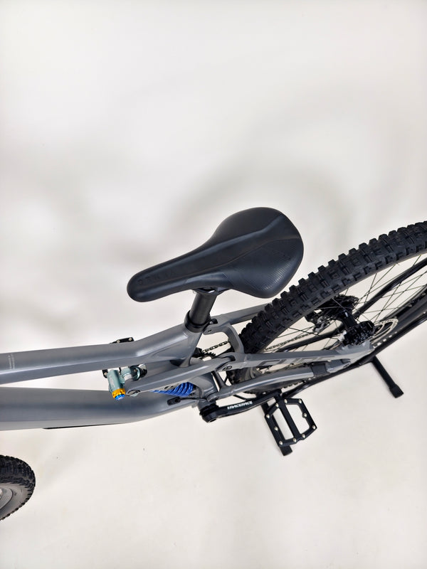 Cube Two15 Pro 27.5 2024 / MEDIUM / Downhill / Excellent Condition