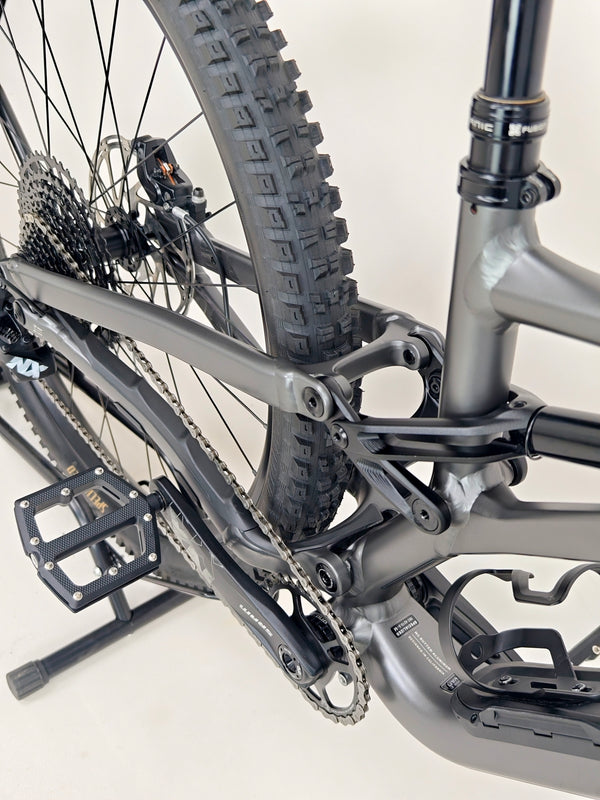 Specialized Stumpjumper EVO Comp Alloy 29 / MEDIUM (S3) / Full Suspension / Very Good Condition