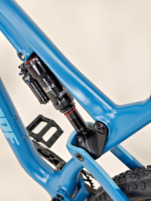Nukeproof Reactor 290C (Custom Build) / LARGE / Carbon / Very Good Condition