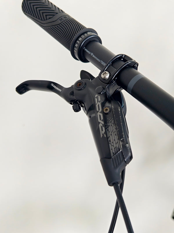 Trek Slash 8 GX 2023 / EXTRA LARGE / Full Suspension / Very Good Condition