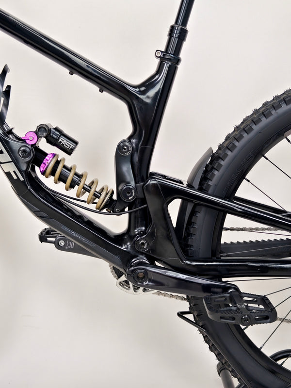 Nukeproof Giga 297 Limited-Edition "Sprung" Carbon 2023 / MEDIUM / Custom Built / Excellent Condition