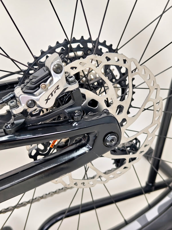 Nukeproof Giga 297 Limited-Edition "Sprung" Carbon 2023 / MEDIUM / Custom Built / Excellent Condition