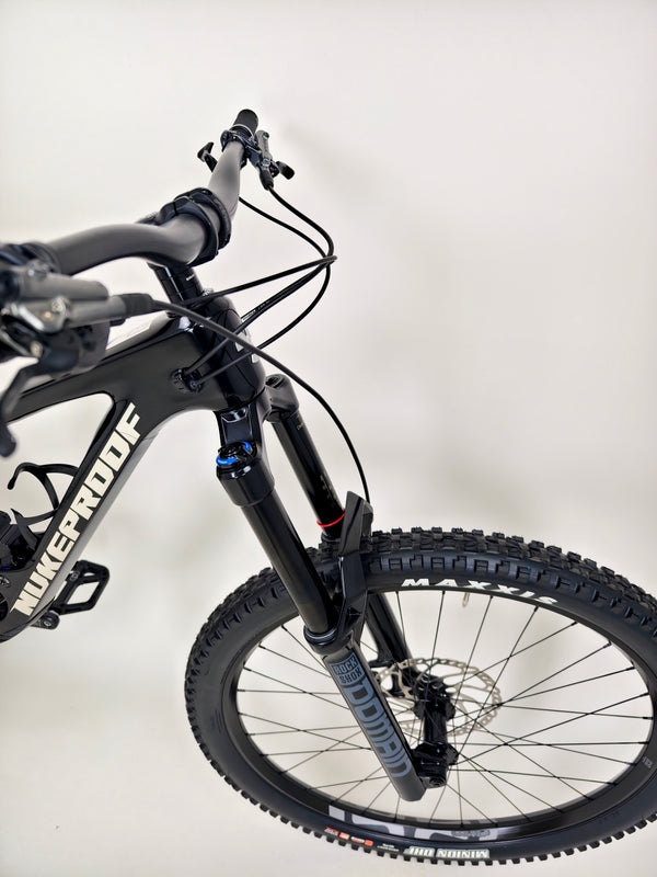 Nukeproof Giga 297 Limited-Edition "Sprung" Carbon 2023 / MEDIUM / Custom Built / Excellent Condition