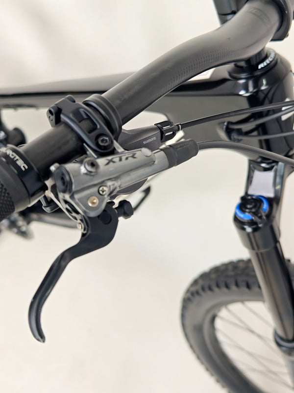 Nukeproof Giga 297 Limited-Edition "Sprung" Carbon 2023 / MEDIUM / Custom Built / Excellent Condition