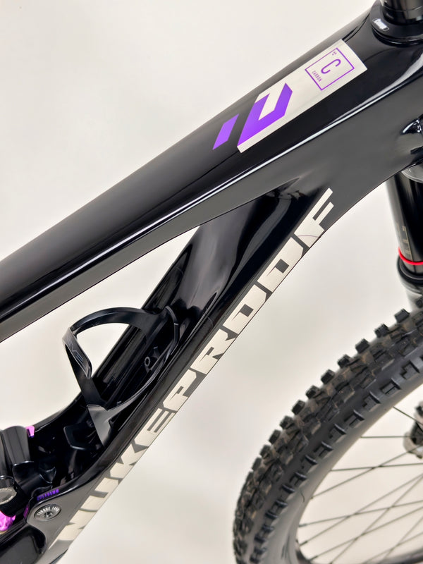 Nukeproof Giga 297 Limited-Edition "Sprung" Carbon 2023 / MEDIUM / Custom Built / Excellent Condition
