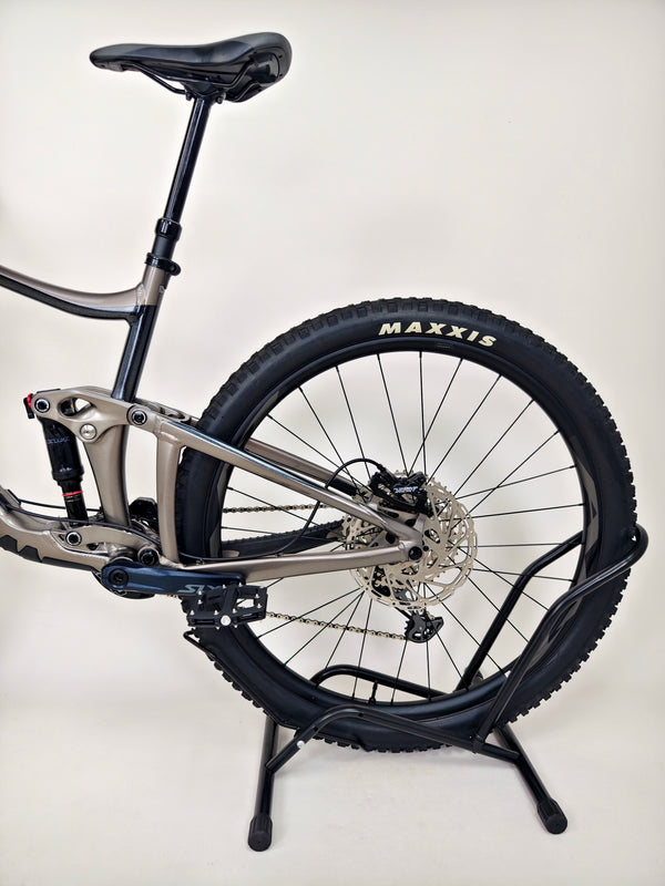 Giant Reign 29 2022 / LARGE / RRP: £2,999.00 / Excellent Condition!