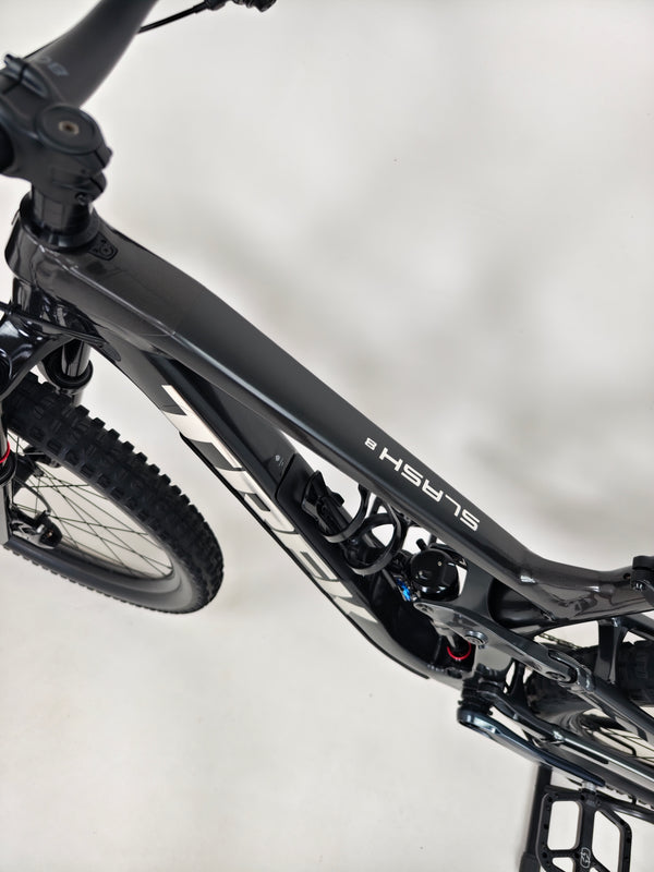 Trek Slash 8 Gen 5 2022 / MEDIUM / RRP: £3,700.00 / Excellent Condition!