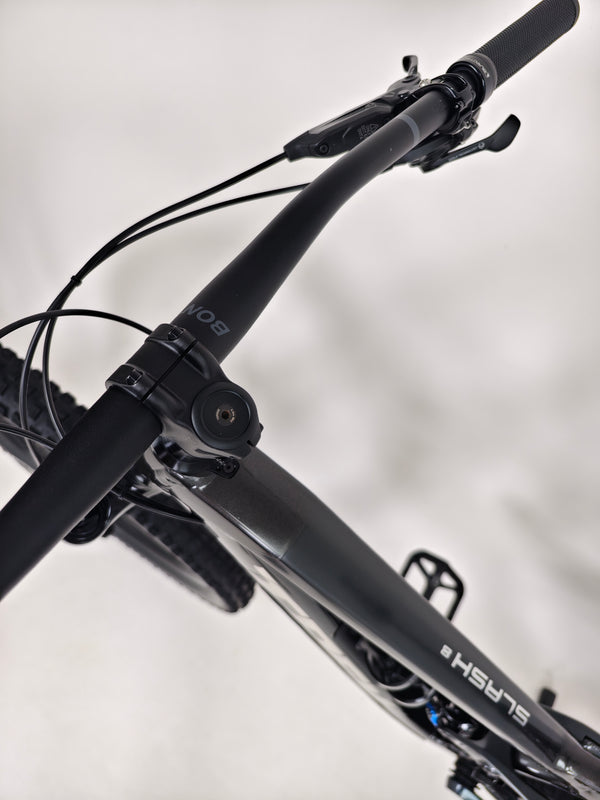 Trek Slash 8 Gen 5 2022 / MEDIUM / RRP: £3,700.00 / Excellent Condition!