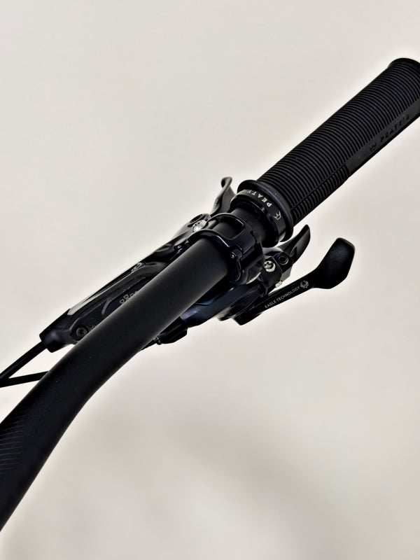 Santa Cruz Megatower 2 GX C 2023 / LARGE / RRP: £7,899.00 / Excellent Condition!