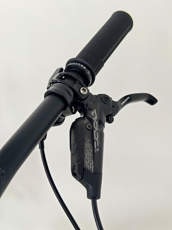 Santa Cruz Megatower 2 GX C 2023 / LARGE / RRP: £7,899.00 / Excellent Condition!