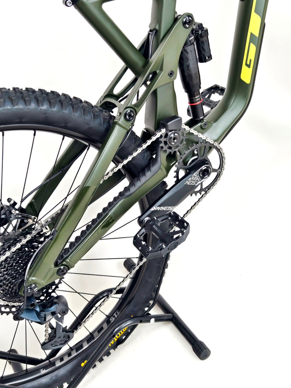 GT Force Carbon Pro Enduro 2023 / LARGE / RRP: £4,700.00 / Excellent Condition!