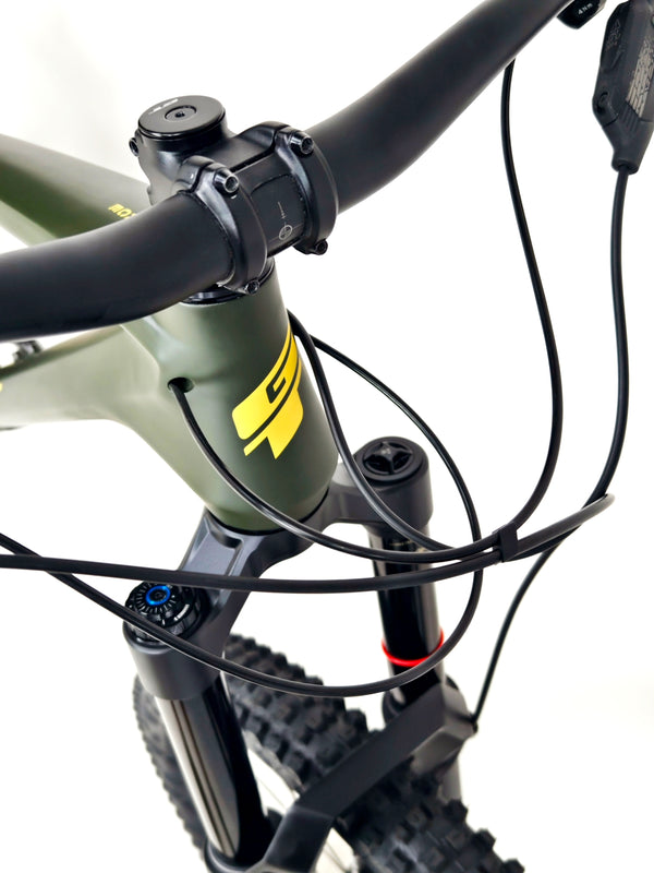 GT Force Carbon Pro Enduro 2023 / LARGE / RRP: £4,700.00 / Excellent Condition!