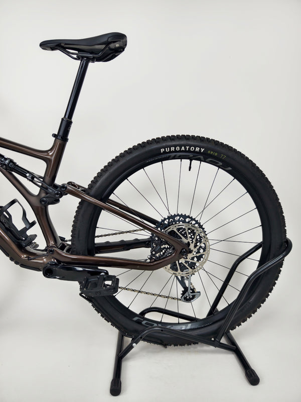 Specialized Stumpjumper Expert 2022 CARBON/ LARGE / FOX/ RRP: £6,000.00/ Excellent Condition!