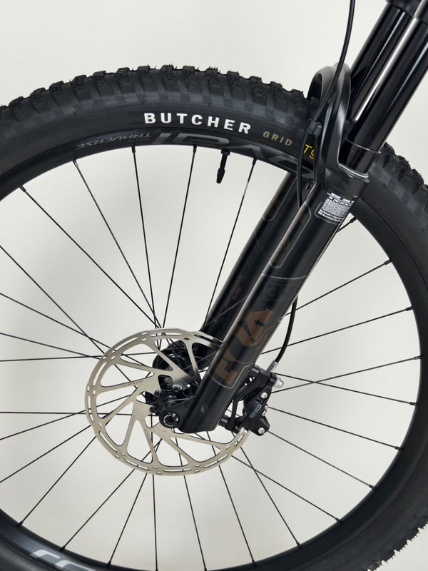 Specialized Stumpjumper Expert 2022 CARBON/ LARGE / FOX/ RRP: £6,000.00/ Excellent Condition!