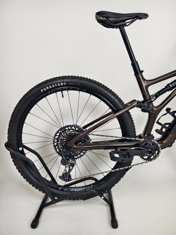 Specialized Stumpjumper Expert 2022 CARBON/ LARGE / FOX/ RRP: £6,000.00/ Excellent Condition!