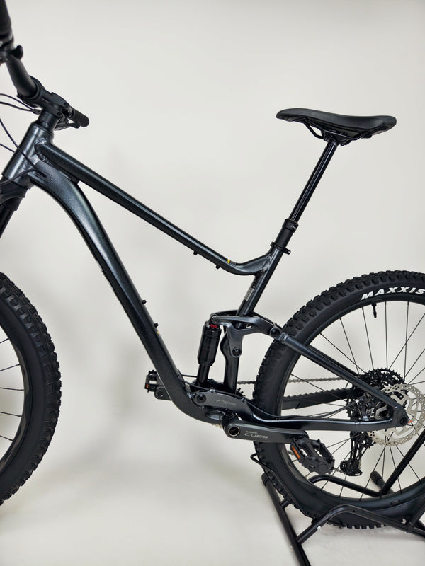 Giant Stance 29 2 2024 / LARGE / Dropper / Tubeless / RRP: £1,999.00 / Like NEW!
