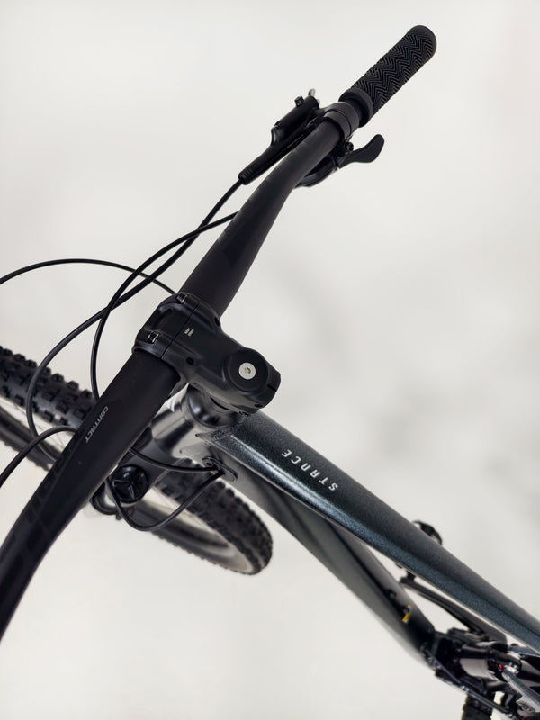 Giant Stance 29 2 2024 / LARGE / Dropper / Tubeless / RRP: £1,999.00 / Like NEW!