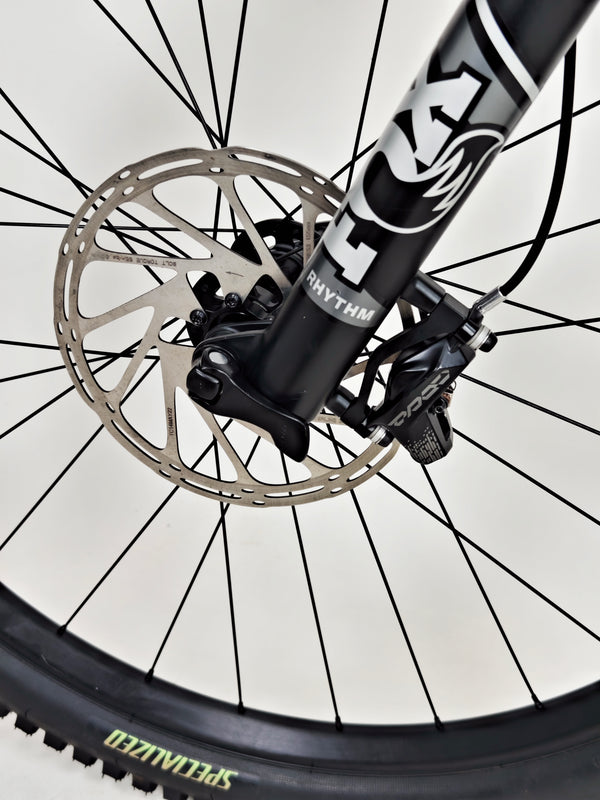 Specialized Status 160 2023 / LARGE (S4) / RRP: £2,900.00 / Very Good Condition
