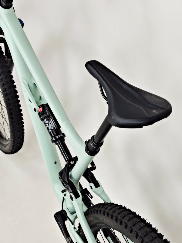 Specialized Status 160 2023 / LARGE (S4) / RRP: £2,900.00 / Very Good Condition