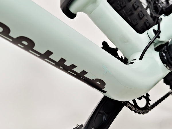 Specialized Status 160 2023 / LARGE (S4) / RRP: £2,900.00 / Very Good Condition