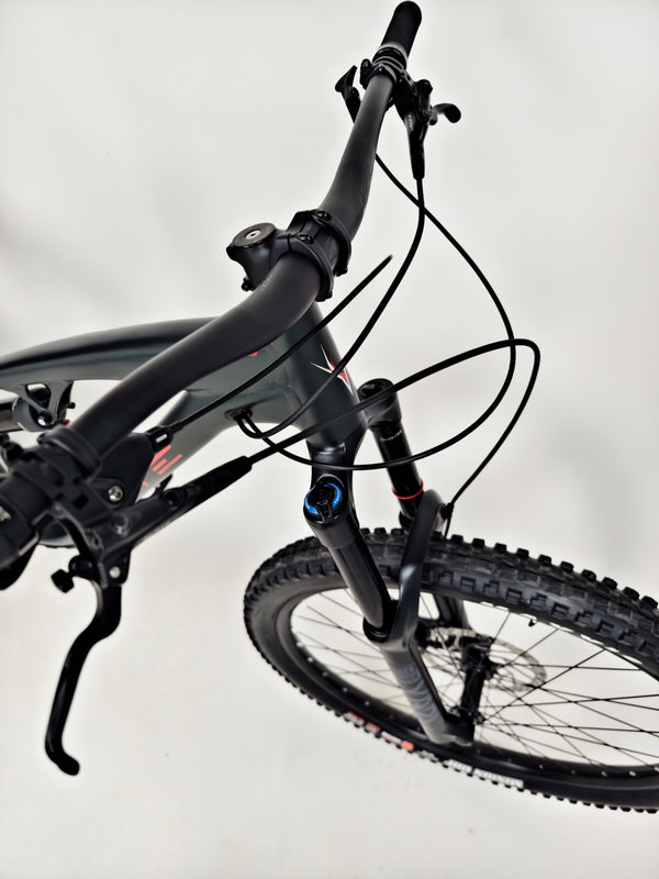 Whyte T-160 S V2 Customized / LARGE / RRP: £3,399.00 / Very Good Condition