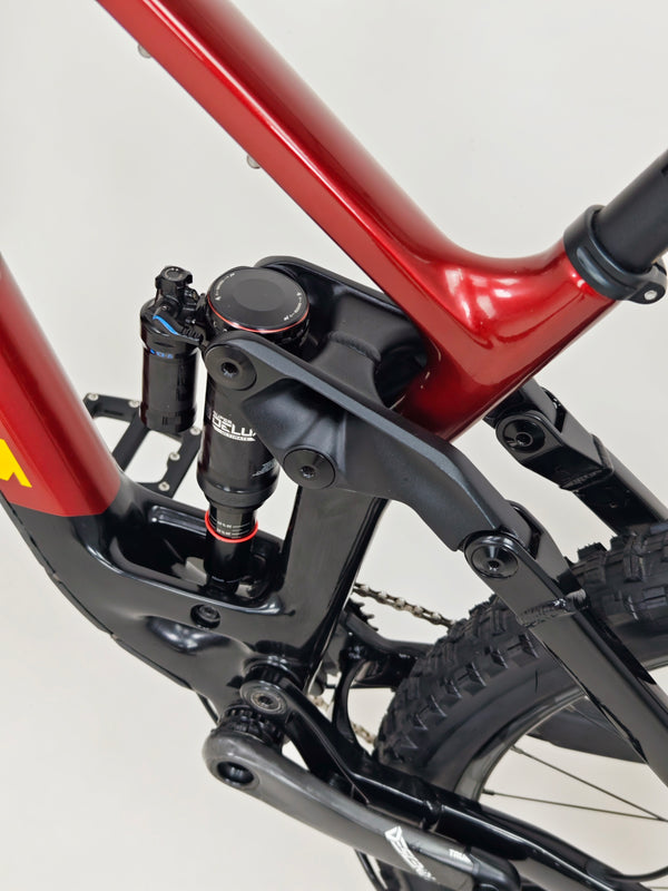 Vitus Sommet 297 AMP Mountain Bike 2022 / MEDIUM / RRP: £4,599.99 / Very Good Condition!