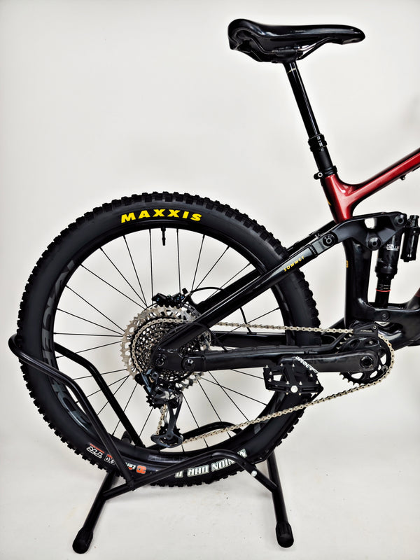 Vitus Sommet 297 AMP Mountain Bike 2022 / MEDIUM / RRP: £4,599.99 / Very Good Condition!