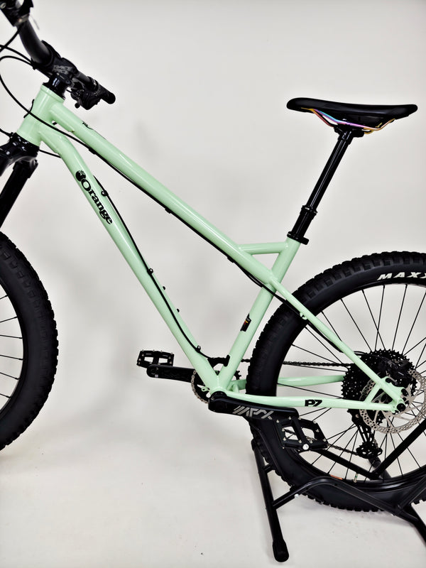 Orange P7 27.5 S 2023/ MEDIUM/ 27.5”/ RRP: £2,600.00 / Excellent Condition