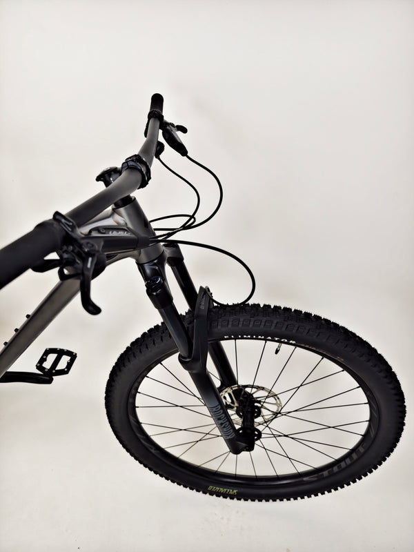 Specialized Fuse Comp 29 2023 / LARGE / Excellent Condition / RRP: £2,000.00