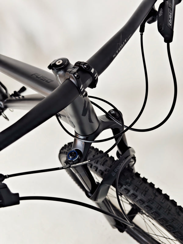 Specialized Fuse Comp 29 2023 / LARGE / Excellent Condition / RRP: £2,000.00