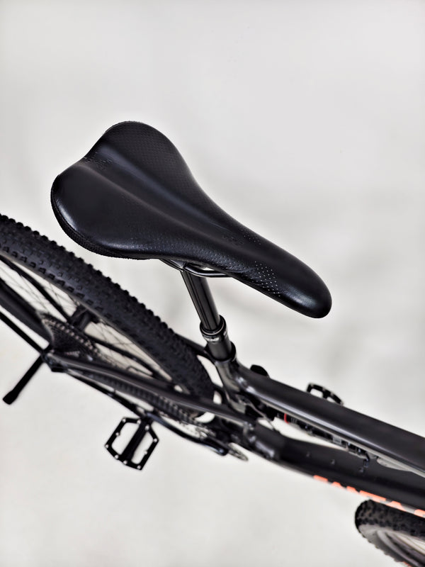 Santa Cruz Blur 4 C S 2022 / MEDIUM / RRP: £5,499.00 / Very Good Condition