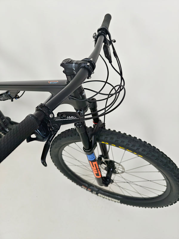 Santa Cruz Blur 4 C S 2022 / MEDIUM / RRP: £5,499.00 / Very Good Condition
