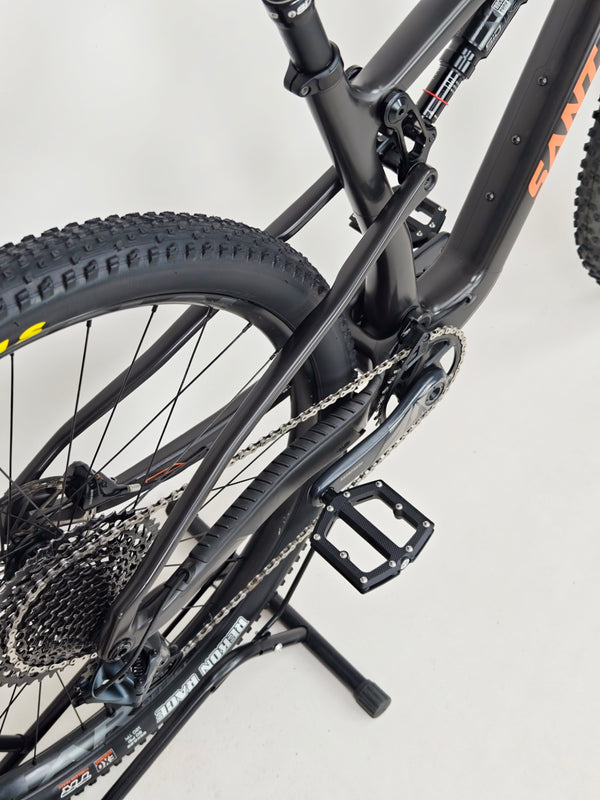 Santa Cruz Blur 4 C S 2022 / MEDIUM / RRP: £5,499.00 / Very Good Condition
