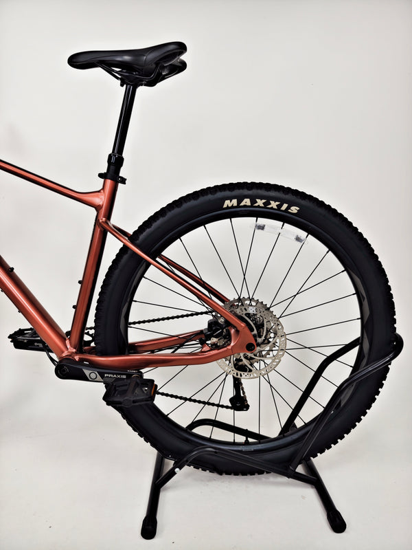 Giant Fathom 2 29 2023 / LARGE / RRP: £1,399.00 / Very Good Condition