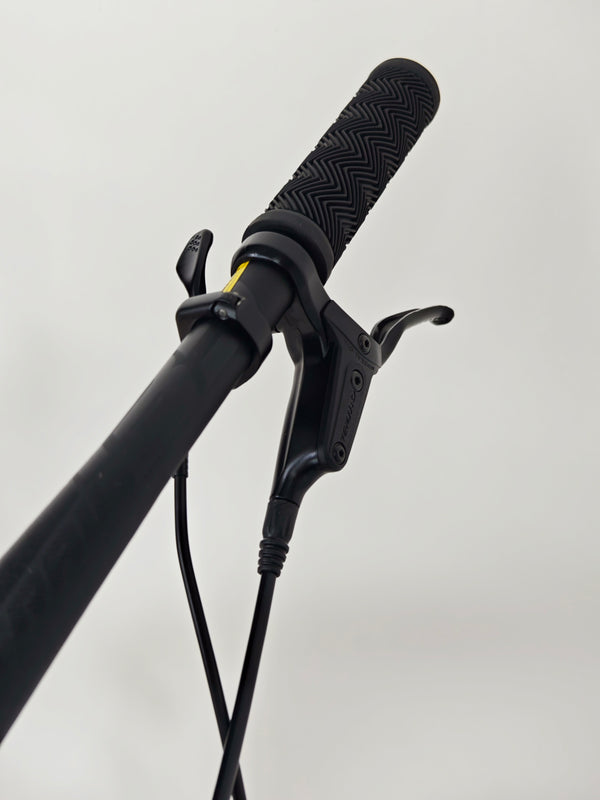 Giant Fathom 2 29 2023 / LARGE / RRP: £1,399.00 / Very Good Condition