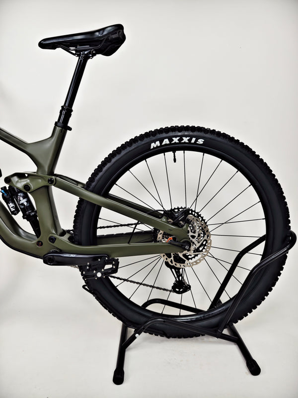 Trek Slash 9.7 SLX + XT 29 2022 / MEDIUM / RRP: £4,700.00 / Excellent Condition!
