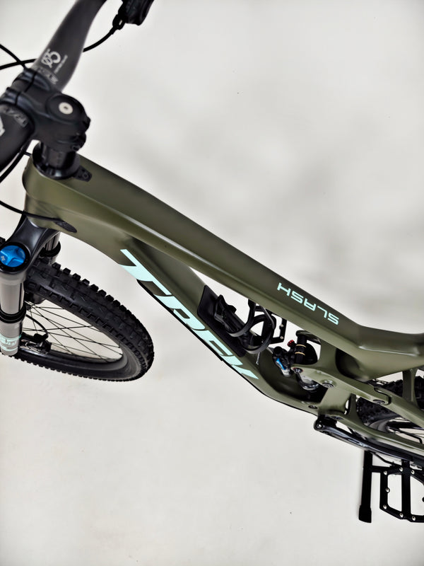 Trek Slash 9.7 SLX + XT 29 2022 / MEDIUM / RRP: £4,700.00 / Excellent Condition!