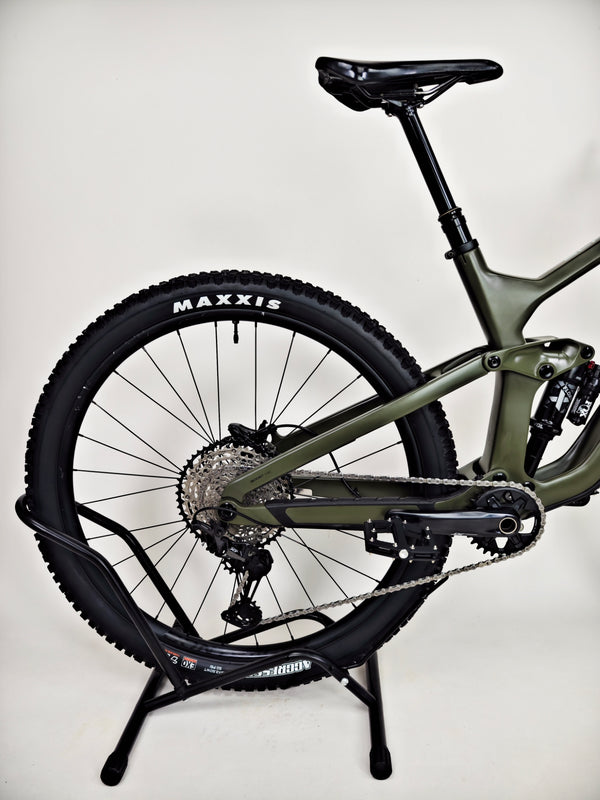 Trek Slash 9.7 SLX + XT 29 2022 / MEDIUM / RRP: £4,700.00 / Excellent Condition!