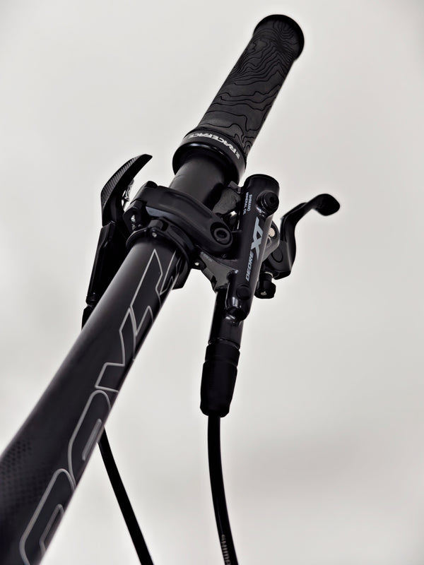 Trek Slash 9.7 SLX + XT 29 2022 / MEDIUM / RRP: £4,700.00 / Excellent Condition!