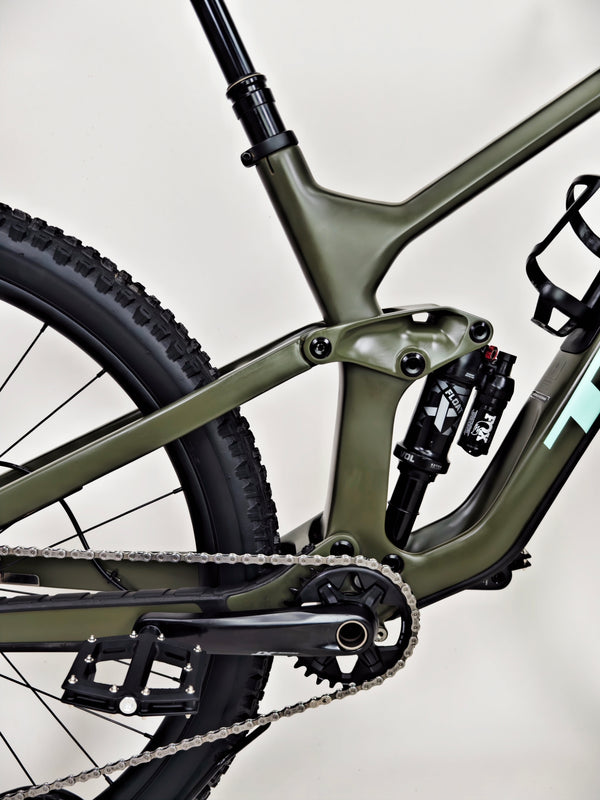 Trek Slash 9.7 SLX + XT 29 2022 / MEDIUM / RRP: £4,700.00 / Excellent Condition!