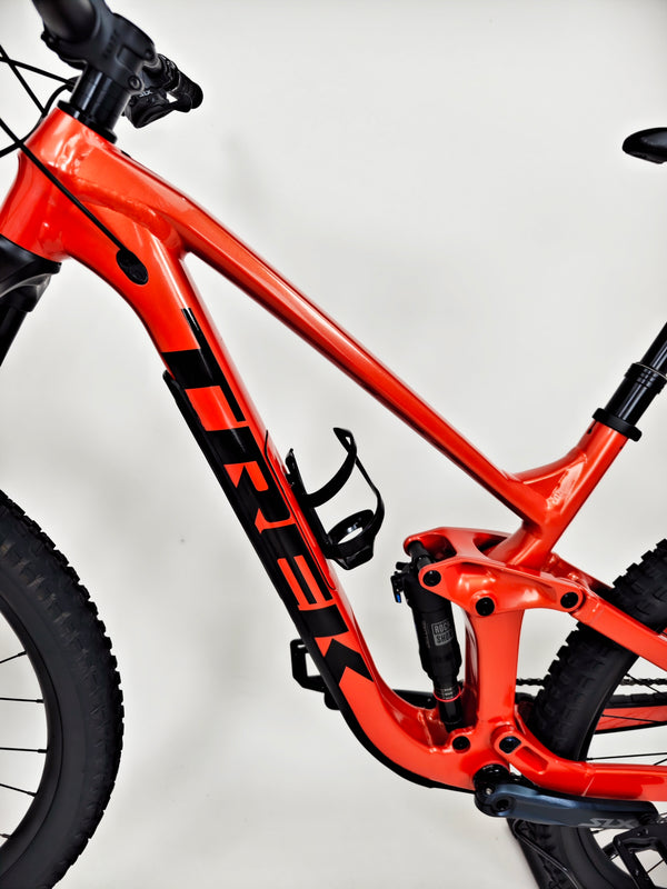 Trek Slash 7 2023 / MEDIUM / RRP: £3,200.00 / Very Good Condition